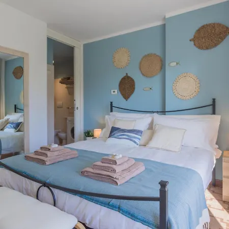 Bardolinolungolago Di Garda • Piscina • Parking דירה